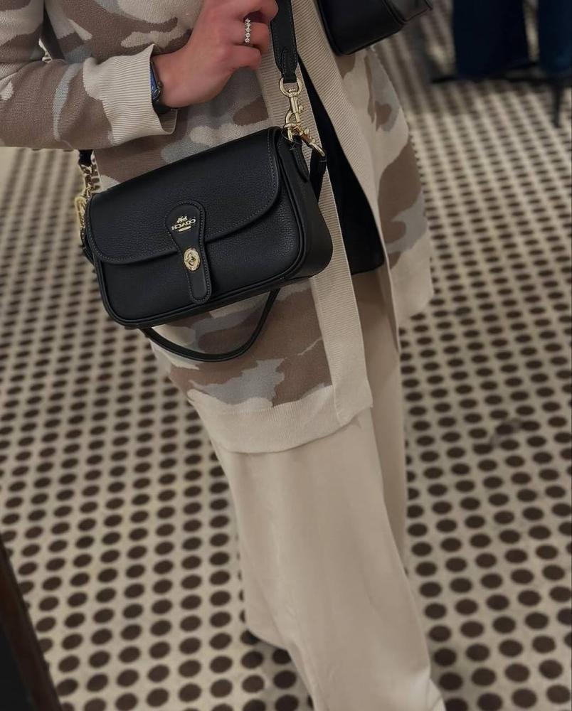 Hadley Shoulder Bag