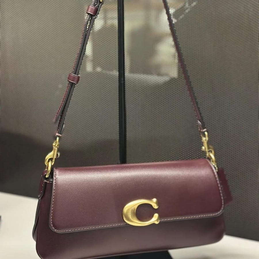 Jet Shoulder Bag