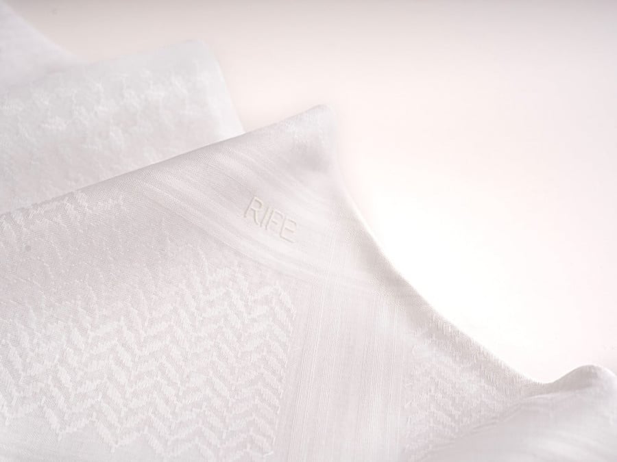 RIFE white natural shemagh