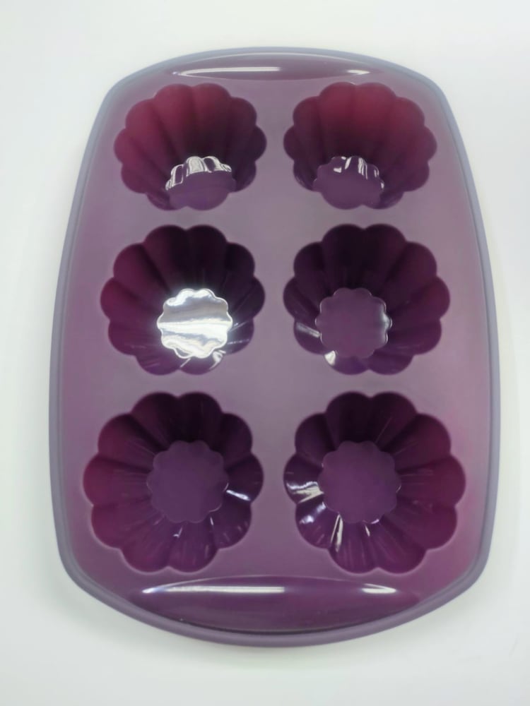 Silicone Cake Mould قالب كيك من السيليكون