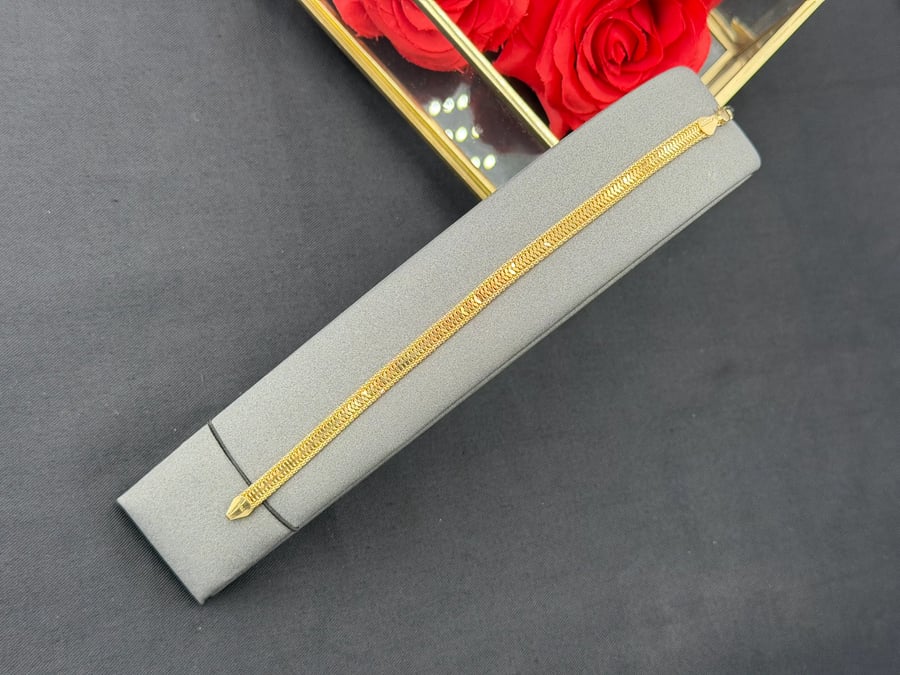 إسوارة فلات