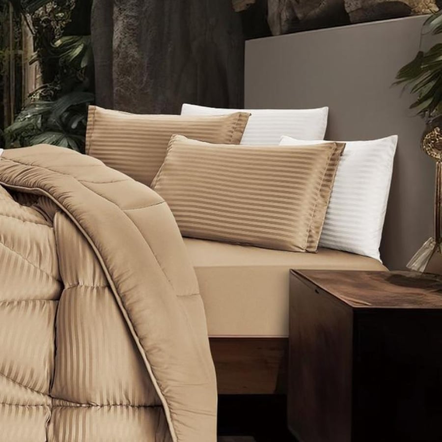 مفرش فندقي 4 قطع نفر ونص نيومانيلا - ماركة كالفو