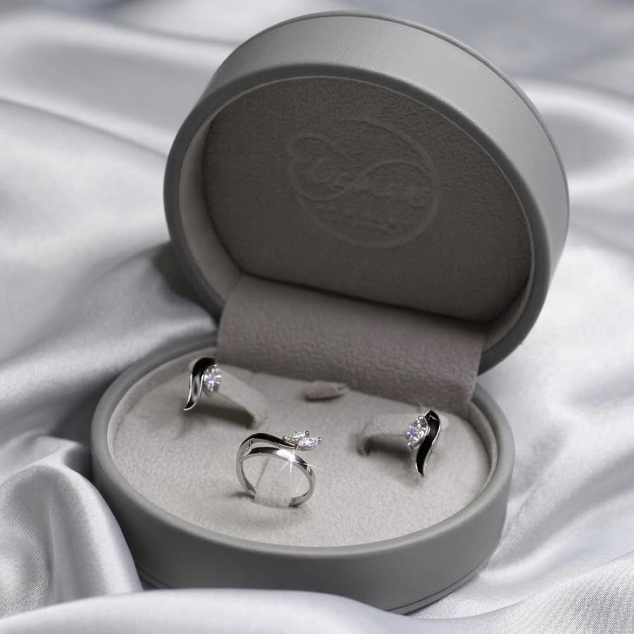 حلق ليونا 18K-Natural Diamond