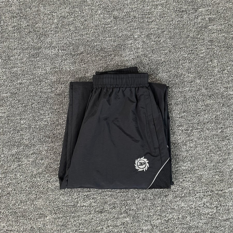 Pants BROken planet