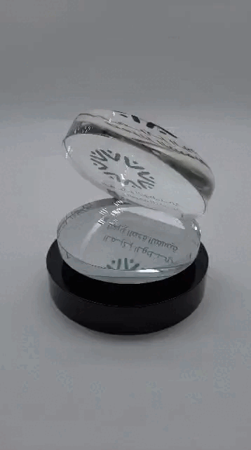 درع كريستال دوار