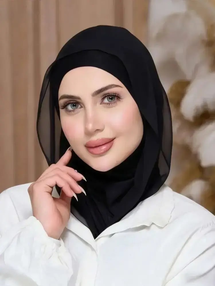 حجاب نسائي بلون موحد من الشيفون
