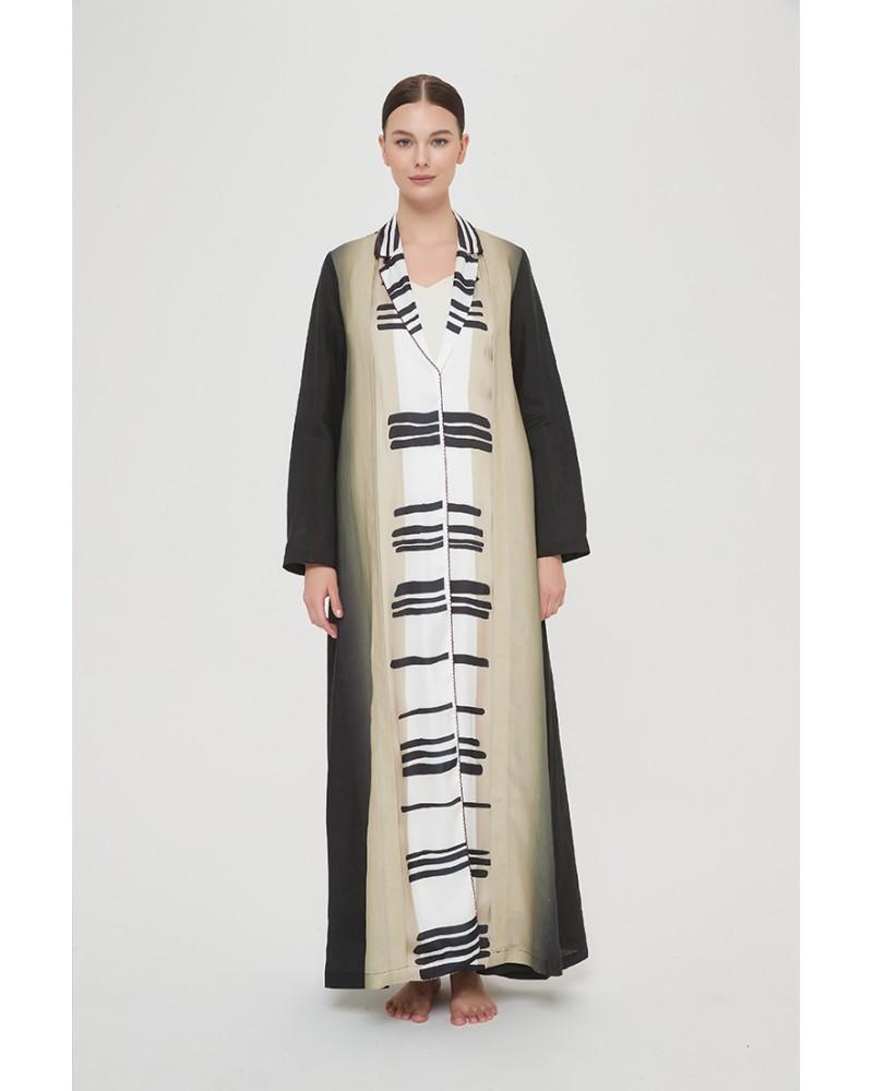 Earthen Lines abaya
