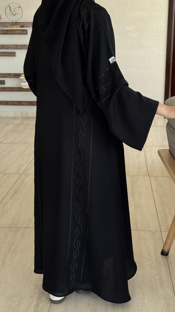 عباية رقم 77