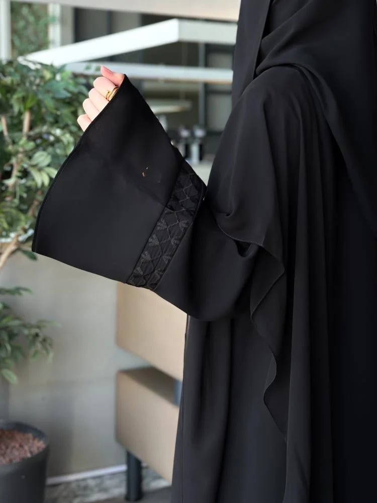 عباية سمر