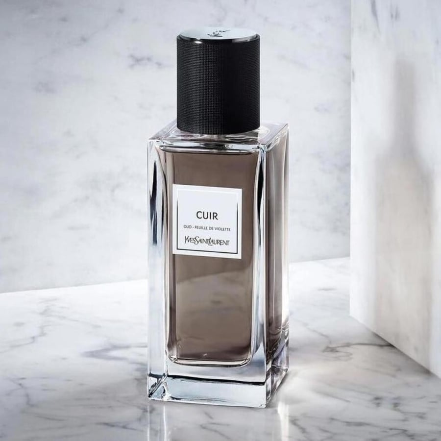 عطر ايف سان لوران كيور عود فويل دي فيوليت او دو بارفيوم 125مل