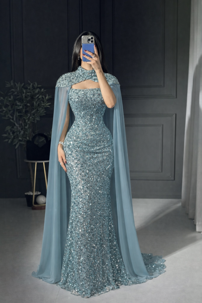 Dress with embroidery and beadwork