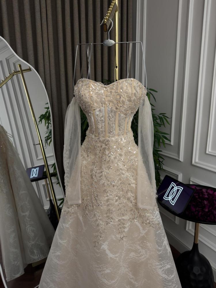 Tulle dress with pocket detail