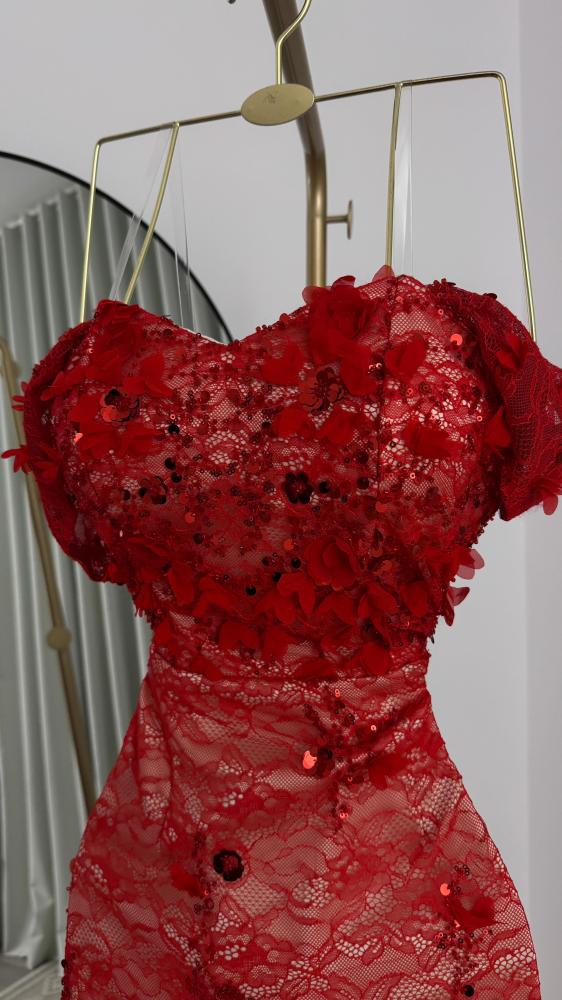 Tulle dress with flower and bead