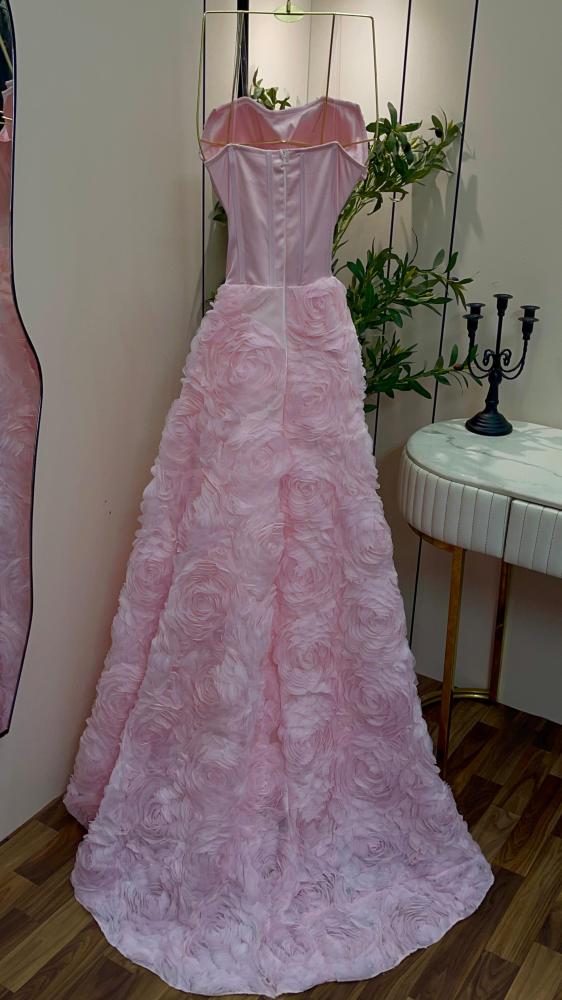 Rose dress