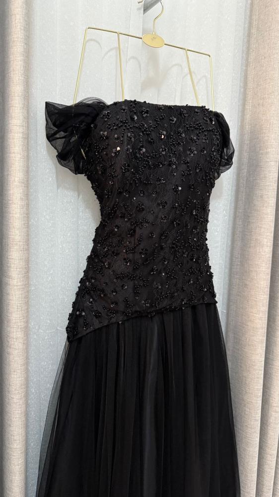 Dress S1