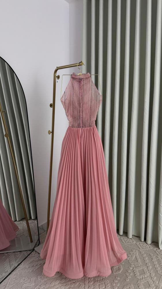 Chiffon dress embroidery