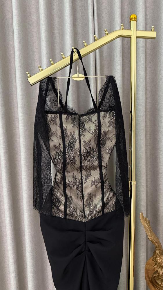 Lace dress