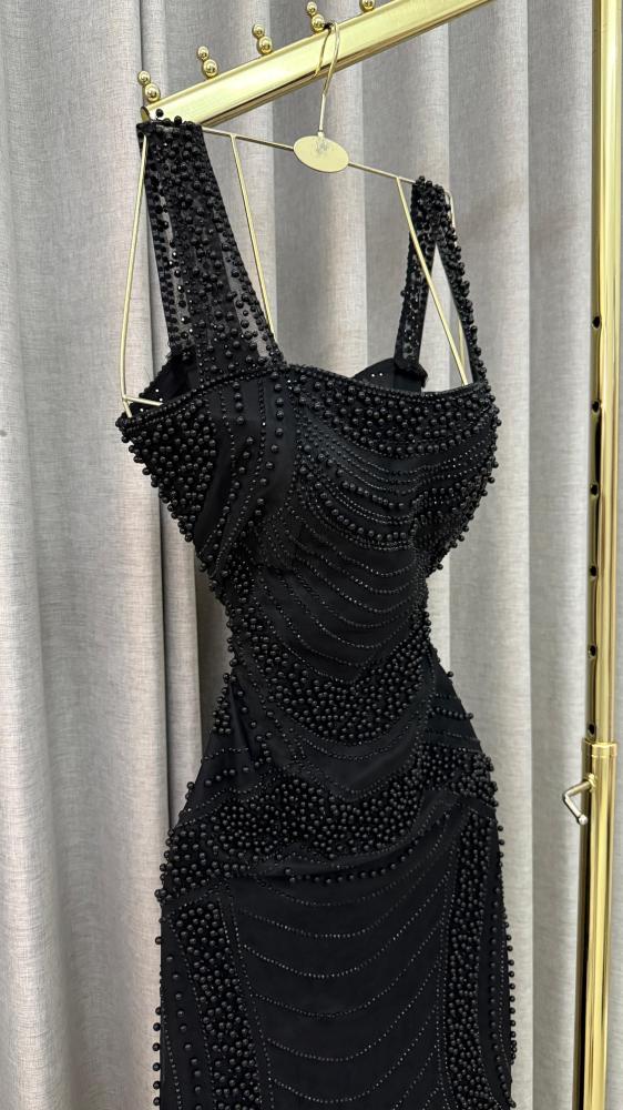 Evening dress with Georgite stones