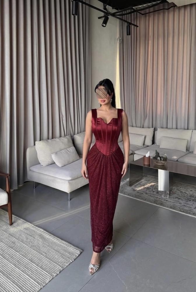 Evening dress with mesh and crystals