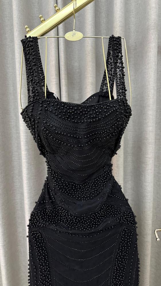 Evening dress with Georgite stones