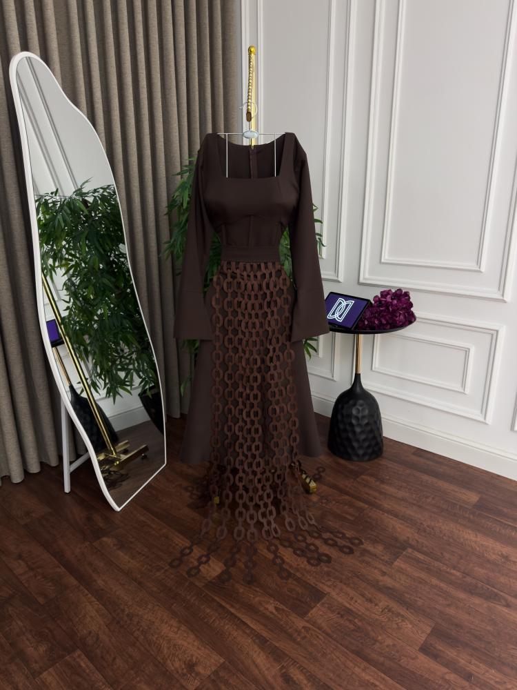 Barbie brown dress