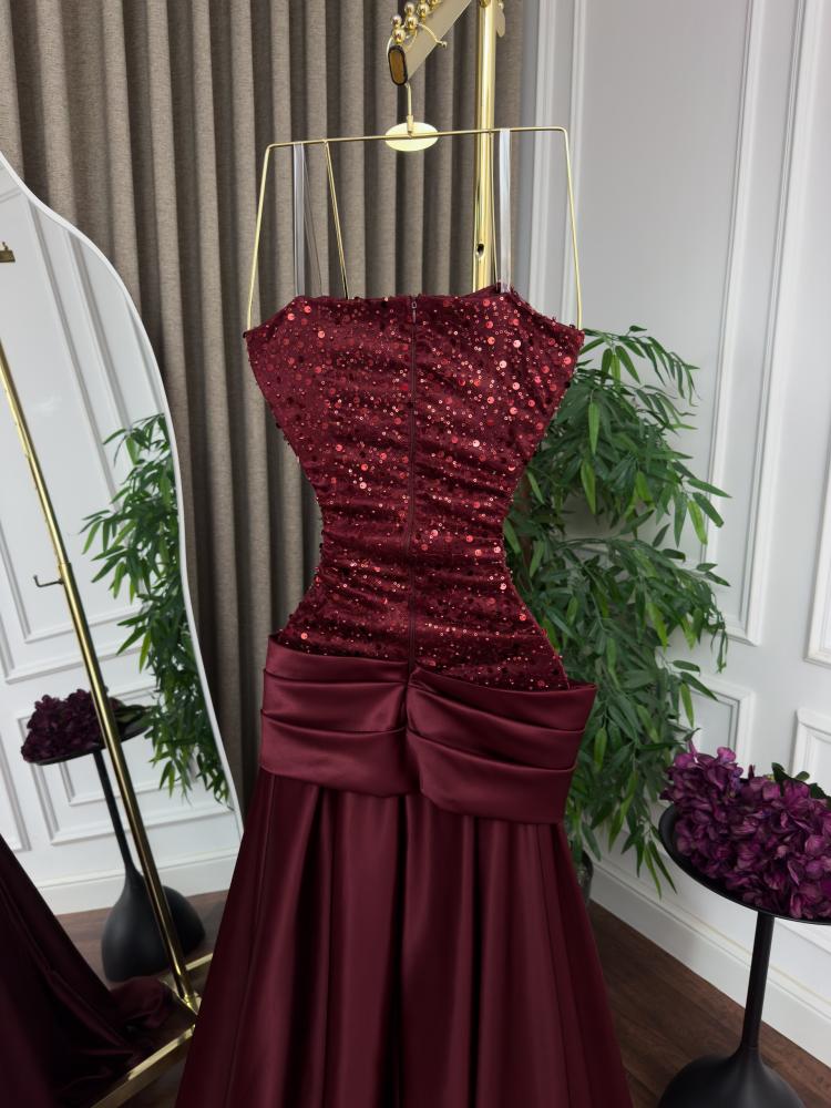 Feteet dress with chest cost top