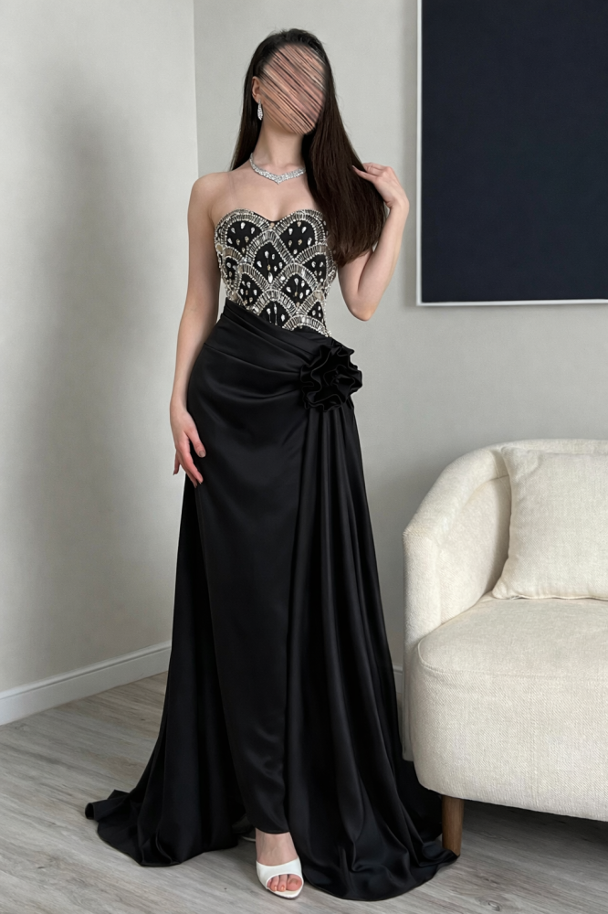 Elegant black dress
