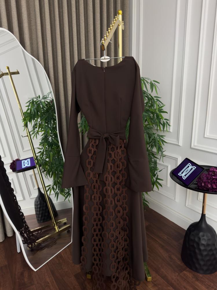 Barbie brown dress