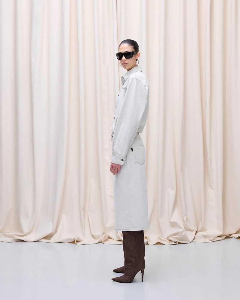 SHORT-NEW BECKY TWILL-OFF WHITE
