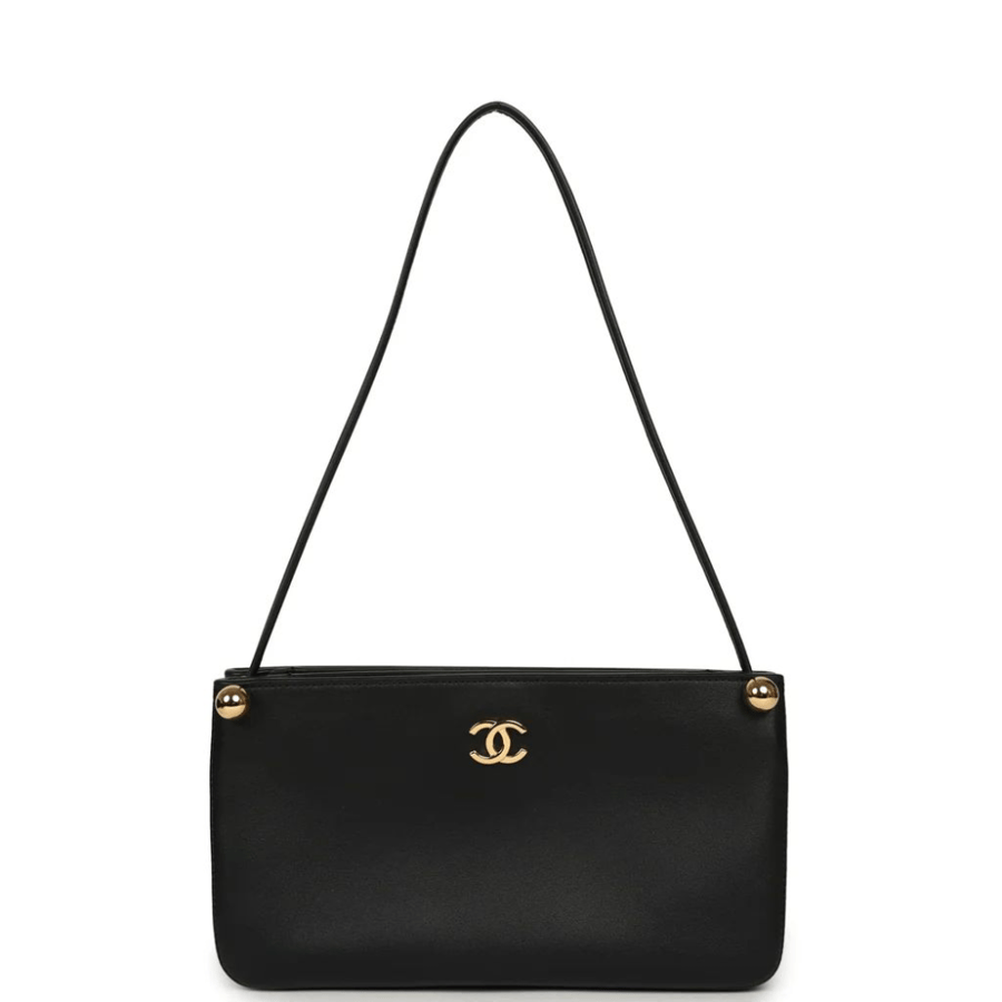 حقيبة كلاتش Chanel Chic Studs