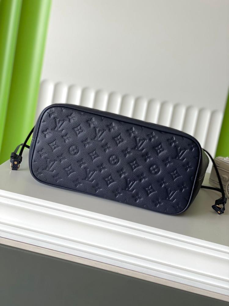 حقيبة Louis Vuitton Neverfull MM