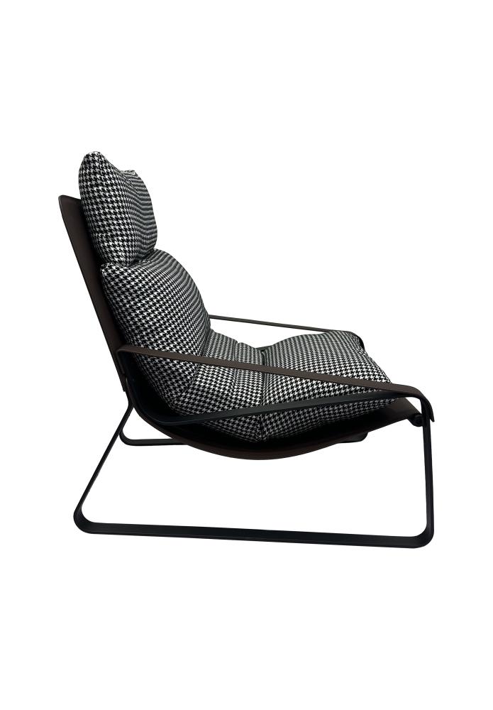 Single chair