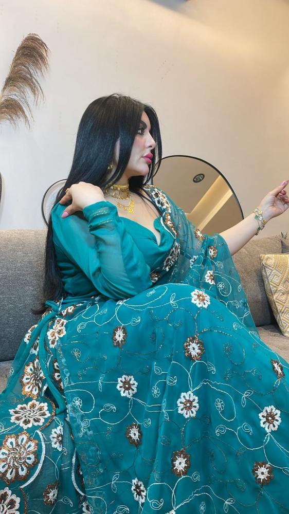 فستان شيفون مشغول