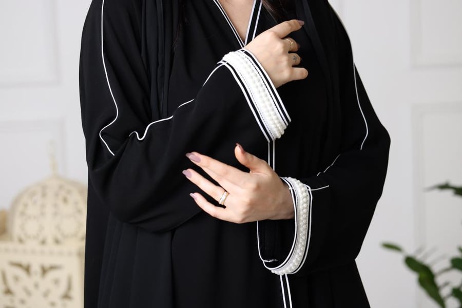 عباية رويال كريب لولو , متجر عبايات , عباية نص كلوش