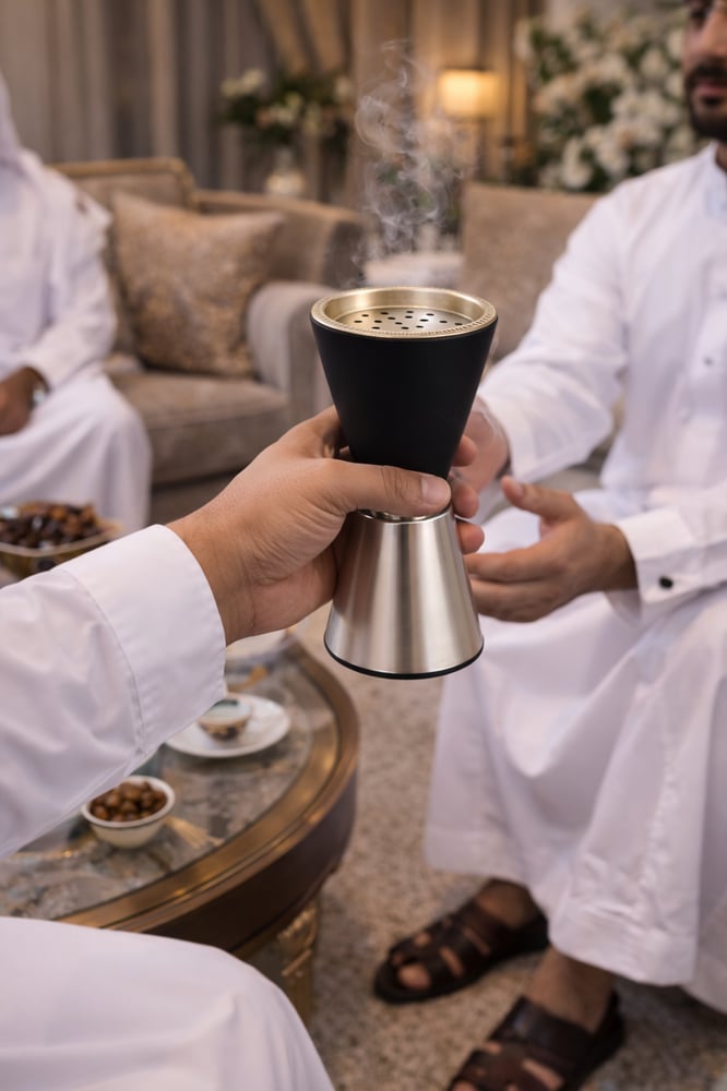 Elegant incense burner with modern design – a masterpiece that adds luxury to the place