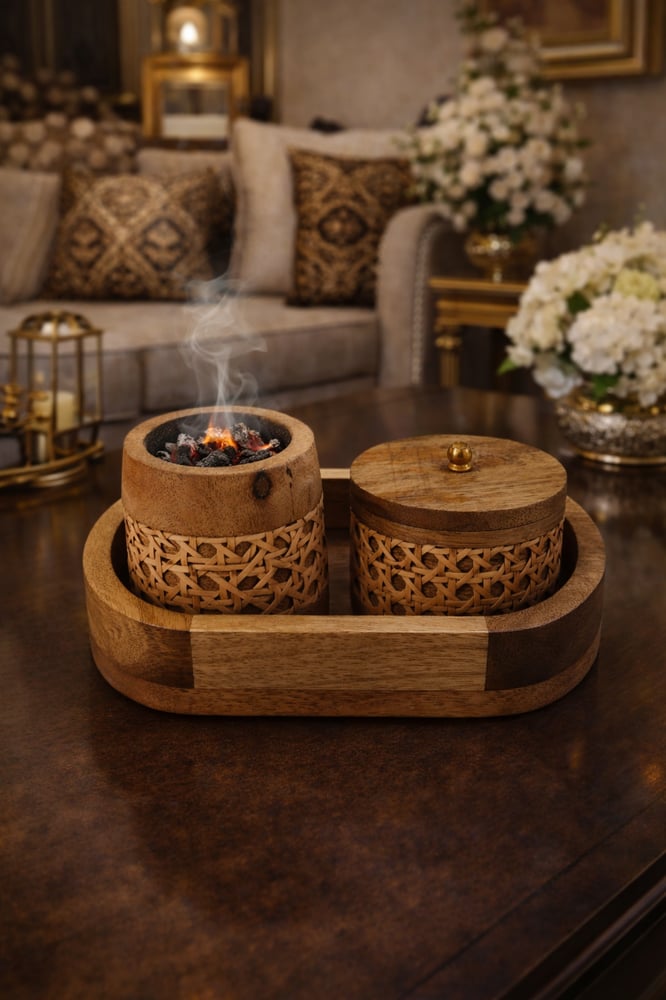 مبخرة  هنديه خشب فاخرة مع صينية – تصميم تراثي أنيق للمجلس