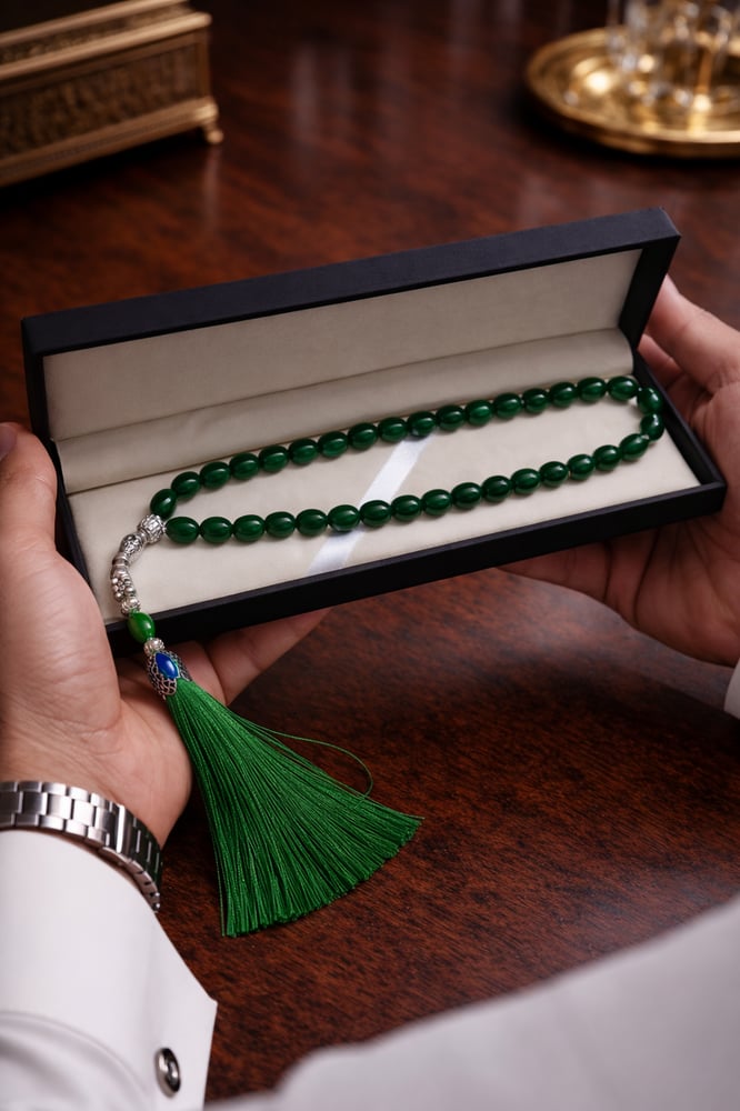 Luxurious rosary in attractive green color with an elegant box – sophisticated design for gift and collection