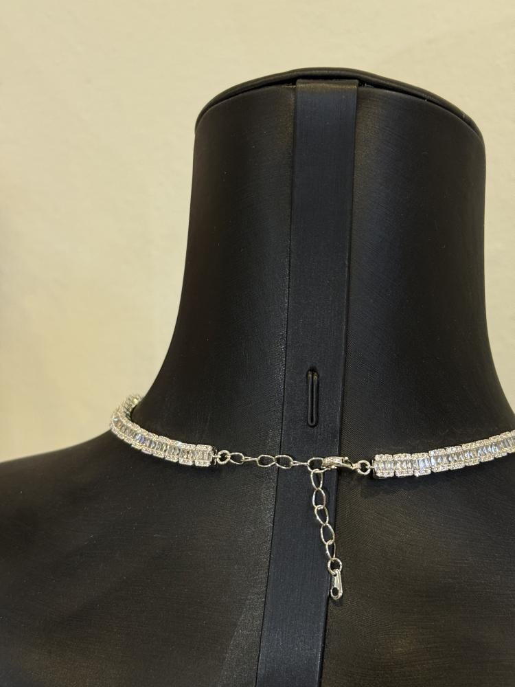 Elegant set