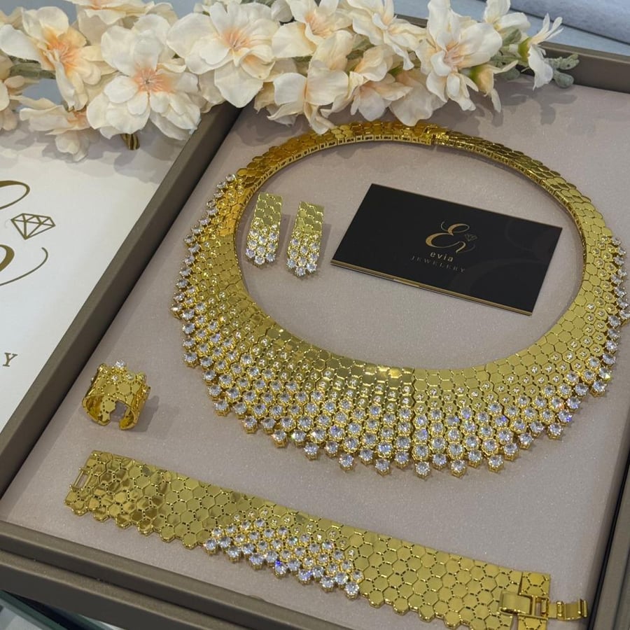طقم بديل ذهب مرصع زركون