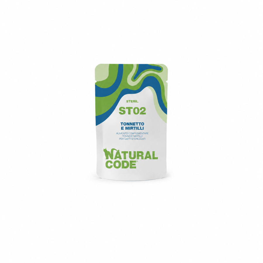 ناتشورال كود ST02 طعام رطب للقطط المعقمة بالتونة والتوت الأزرق – 70 جم  Natural Code ST02 Sterilized Tuna & Blueberries Wet Cat Food – 70g