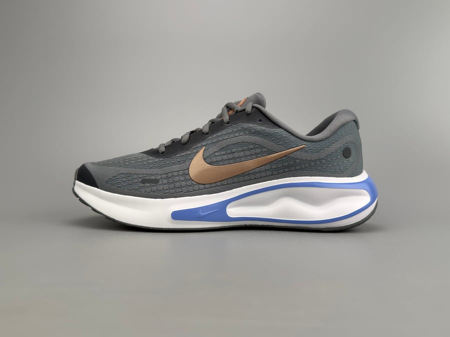 نايك Nike Air Winflo 10