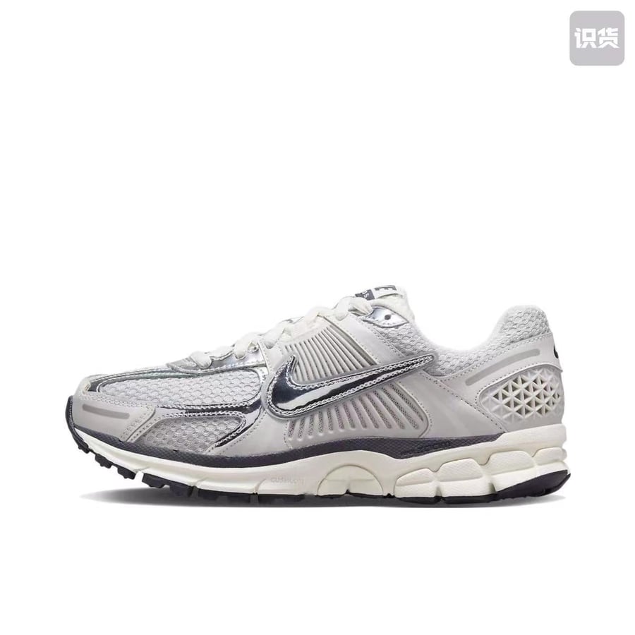 نايك Nike Zoom Vomero 5