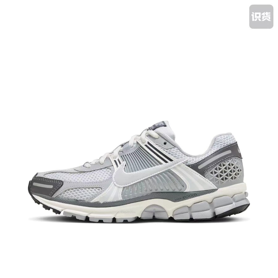 نايك Nike Zoom Vomero 5