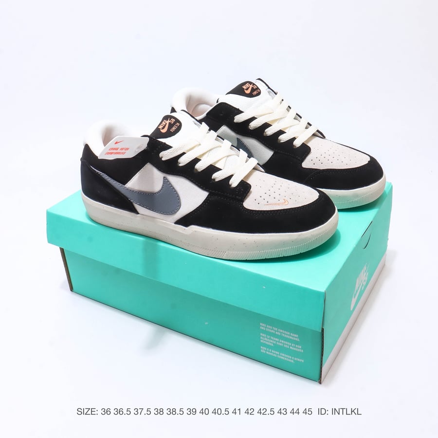 Nike Court Borough Low
