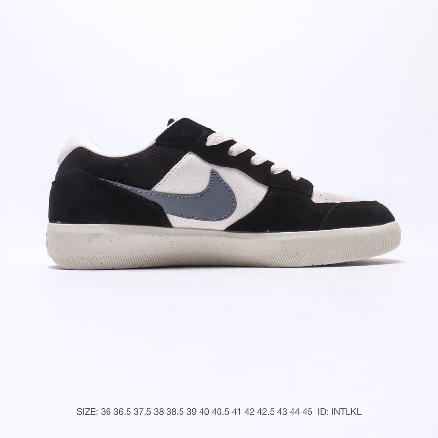 Nike Court Borough Low