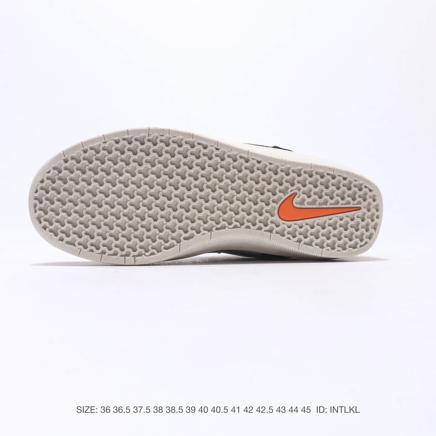 Nike Court Borough Low
