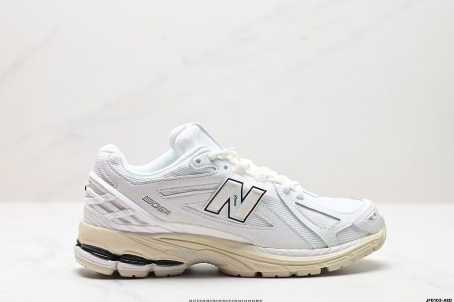 New Balance 1906R