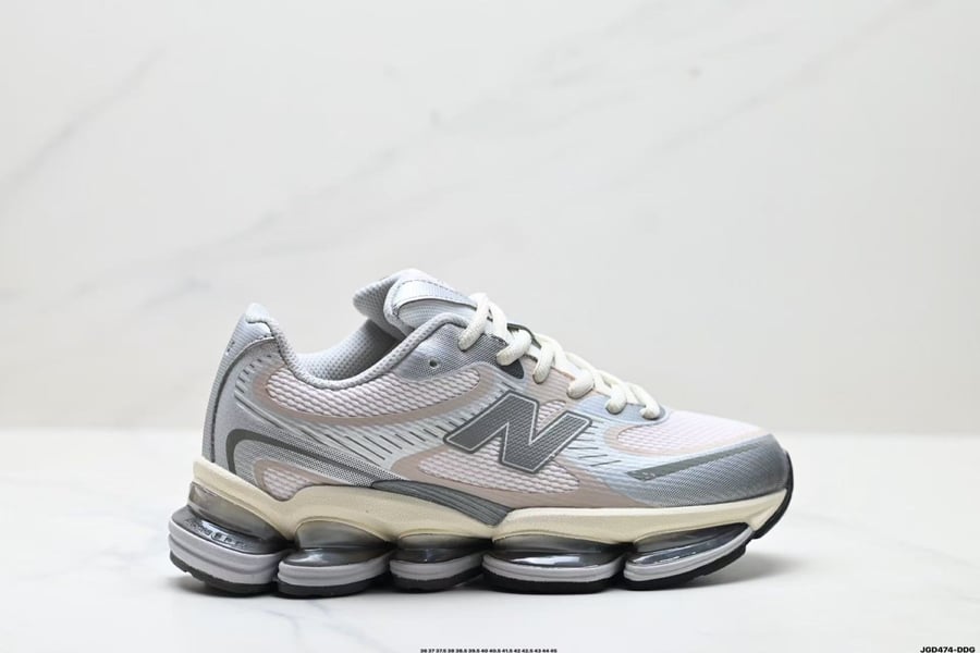 New Balance 2000