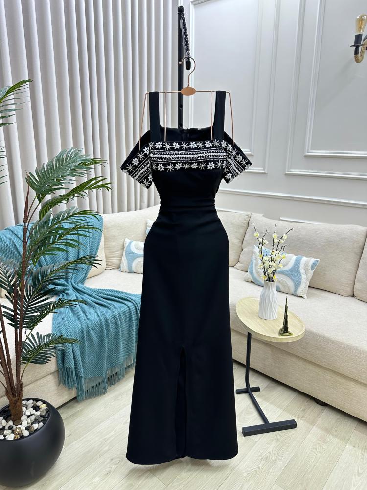 The Eliana dress