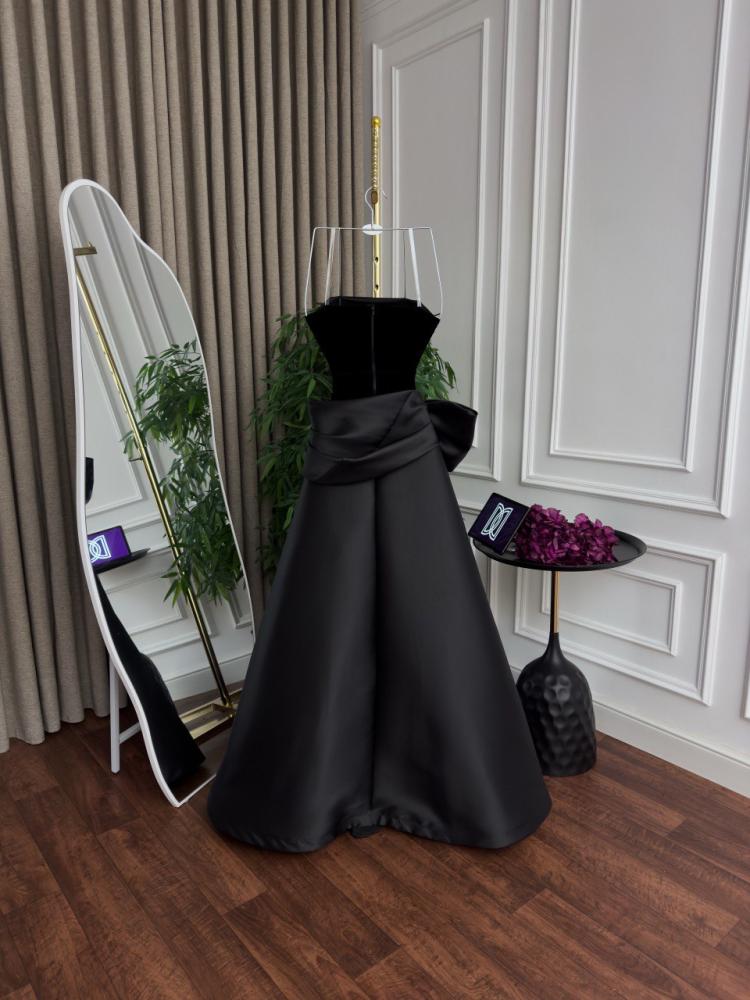 Thara'a dress